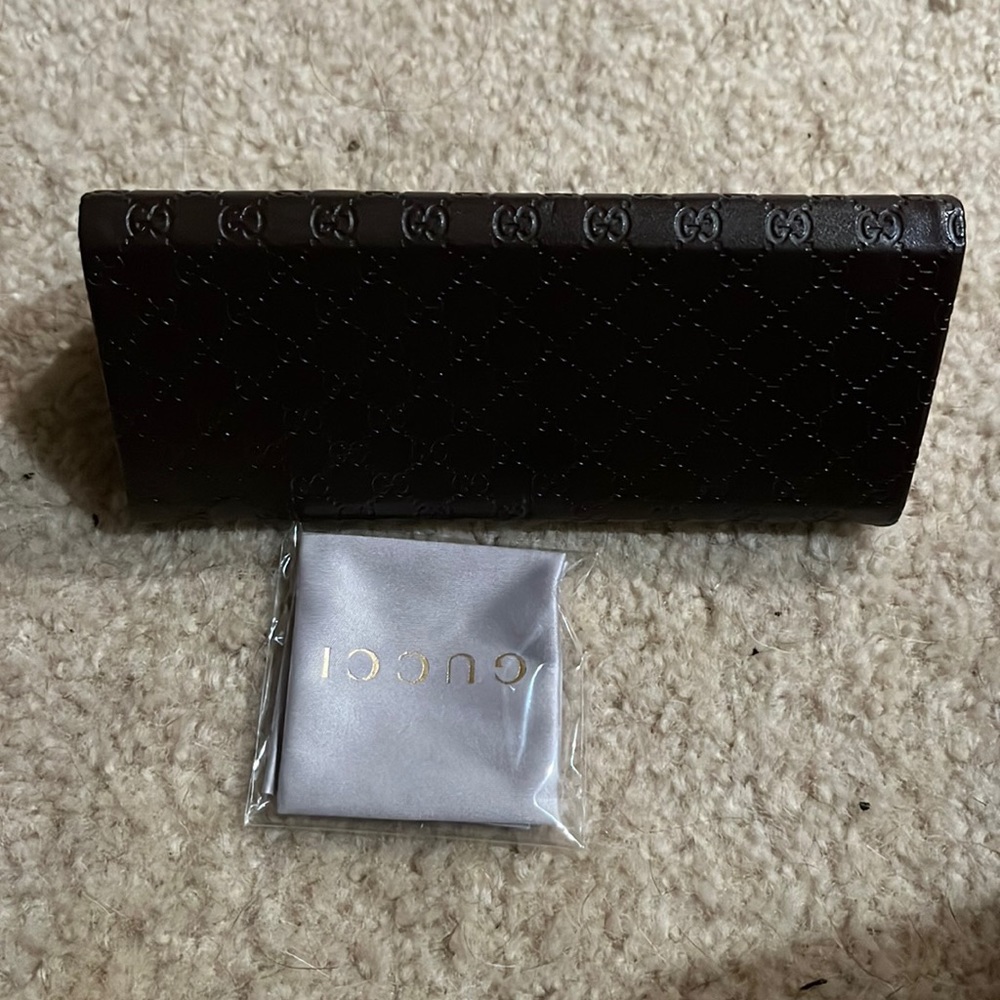 Authentic Gucci Case for eyeglasses or sunglasses